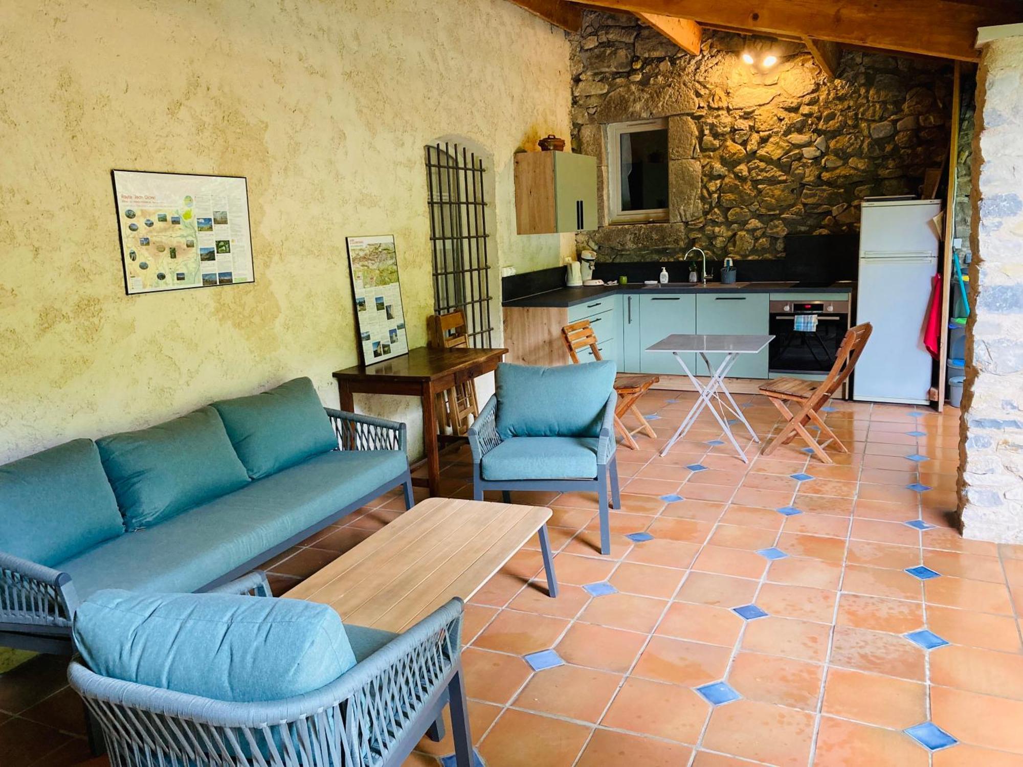 Le Moulin De La Viorne, Gite Avec Piscine Au Coeur De La Nature En Haute-Provence Les Omergues Екстер'єр фото